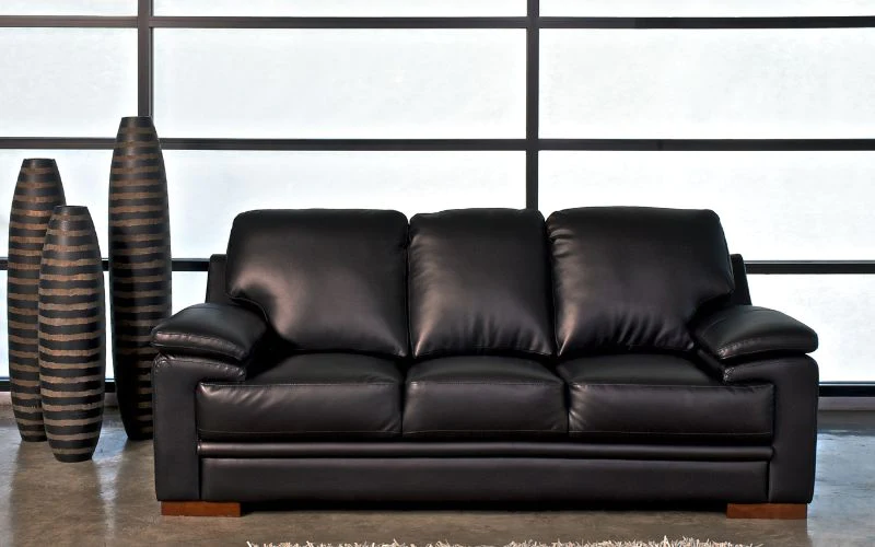 Como Renovar Seu Sofá de Couro? | Capa Moderna